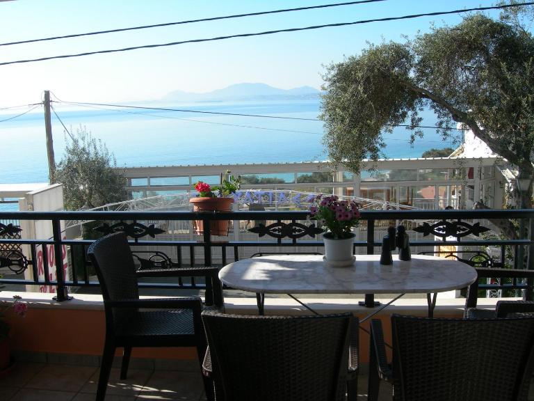 Summer Dreams see wiew Apartment - B&B Barbáti