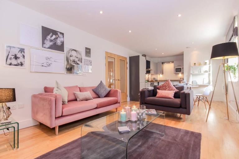 Oxfordshire Living - The Alice Apartment - Oxford - Chambres d'hôtes Oxford