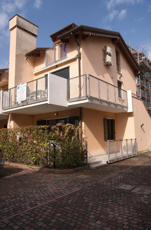 Appartamenti Villa Paola-Pochi passi dal mare-Zona piazza Aurora-Lido di Jesolo - Ferienwohnung Lido di Jesolo