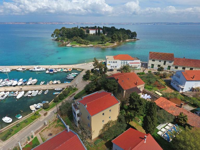 Apartmani Junto - Ferienwohnung Preko
