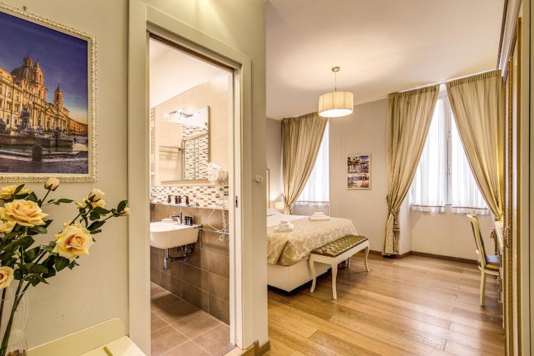 Gravina Suite Frattina - B&B Roma