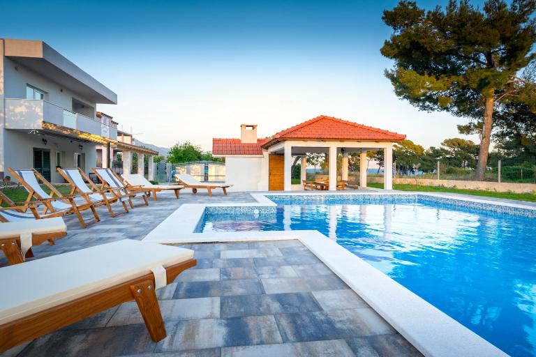 Villa Apartments Marko & Šimun - Ferienwohnung Kutleše