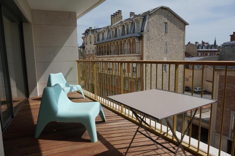 Appartement Forum Reims - Bed and Breakfast Reims