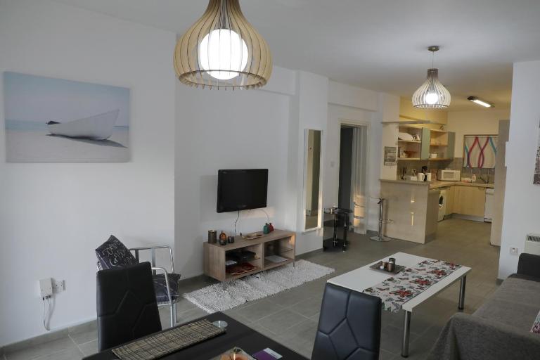 Bianco E U Apartment - B&B Nicosia