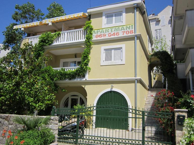 Huter Apartments - Bed and Breakfast Herceg Novi