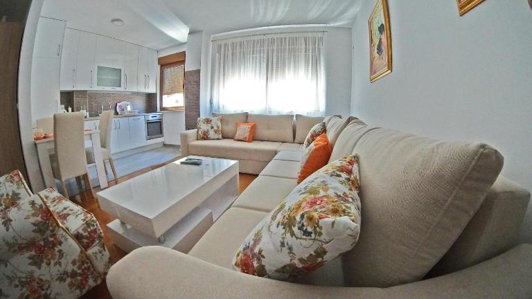 Apartment Sunshine - Ferienwohnung Mostar
