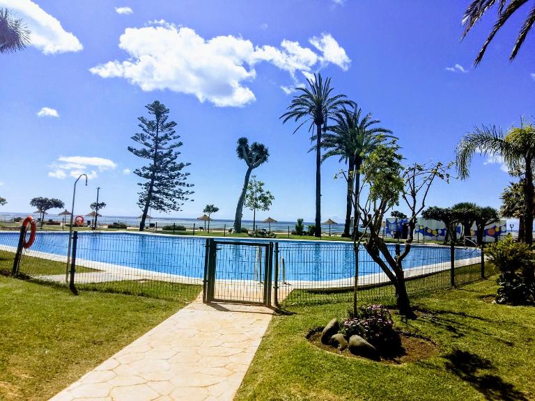 CASTILLO DE SANTA CLARA 2 - Bed and Breakfast Torremolinos