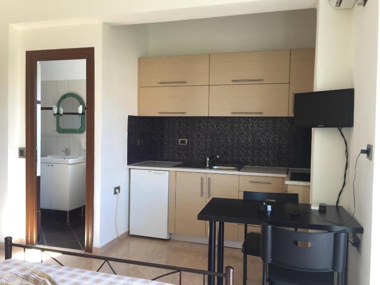 Maxus Apts - B&B Saranda