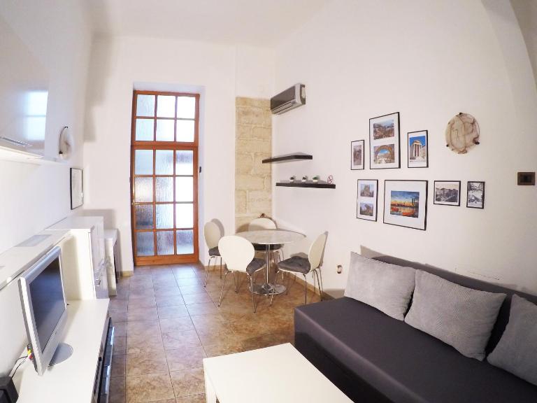 Apartman Kyra - Ferienwohnung Pula
