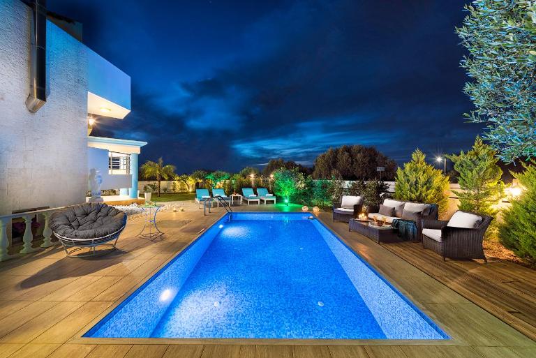 Aphrodite Luxury Villa Hersonissos - B&B Khersónisos