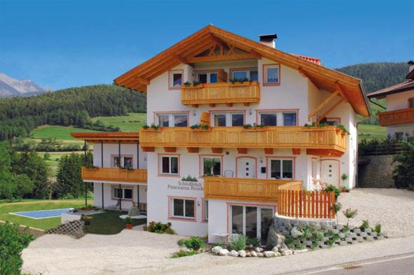 Panorama Residence Schlossblick - B&B Rodengo