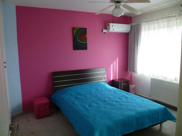Double room with ensuite bathroom at Datacom building - B&B Nicosia