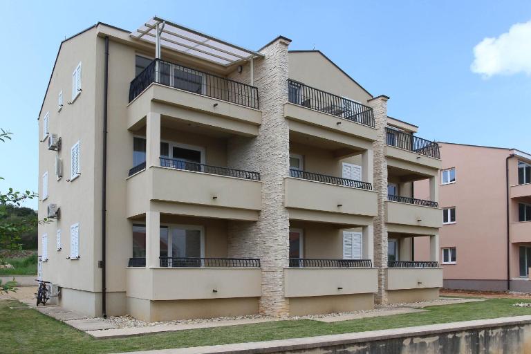 Apartments Insula - B&B Dobropoljana