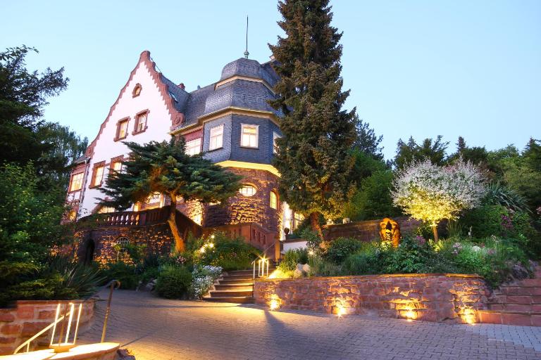 BLUMEINS - Das Refugium - Bed and Breakfast Groß-Umstadt
