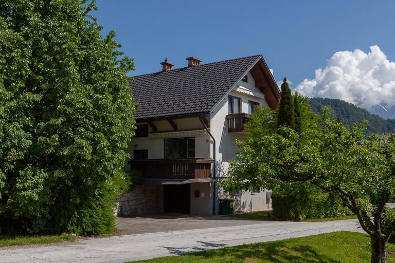 Vacation Home Sofia - Bed and Breakfast Zgornje Gorje