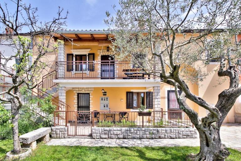 CICI house with apartment - B&B Umago