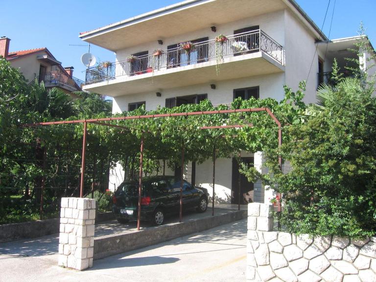 VUCKO 2 Studio apartment - B&B Crikvenica
