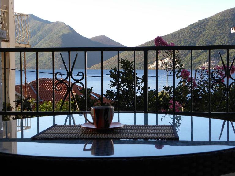 Apartments Aleksandra - B&B Risan