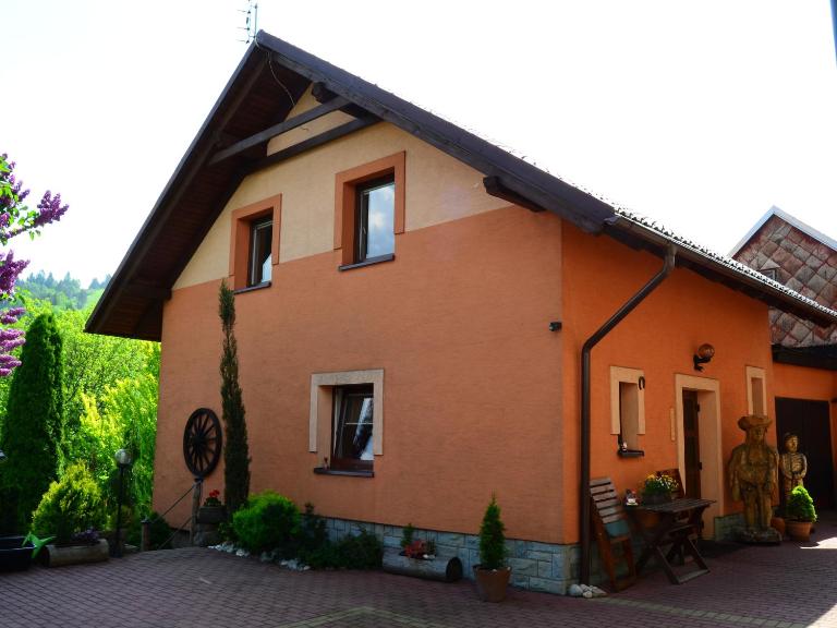 Apartments Ve Dvoře - Chambres d'hôtes Mosty u Jablunkova