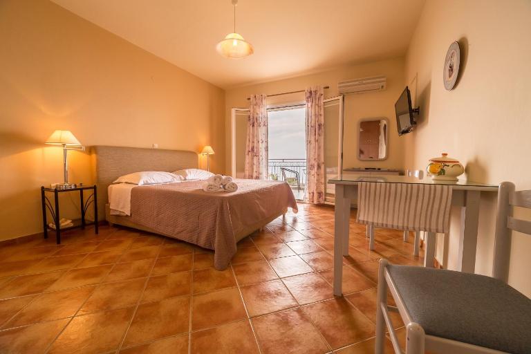 Delfinia - B&B Vlacháta