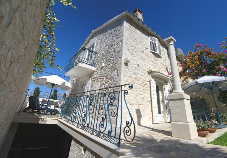 House Carmen - B&B Sutivan