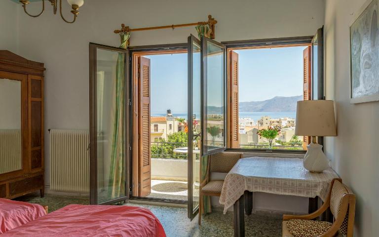 Three Bedroom Apartment in City Center with Sea View near the Beach - Ferienwohnung Kissamos