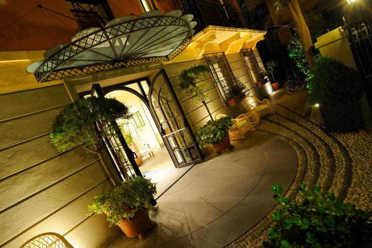 Residence Villa Firenze - B&B Alassio