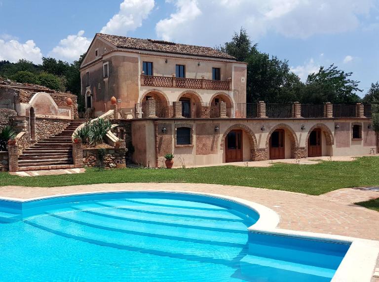 Agriturismo Masseria Fonte di Maroglio - B&B Castrovillari