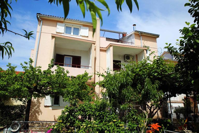 Apartments & Rooms Samohod - Bed and Breakfast Vodice