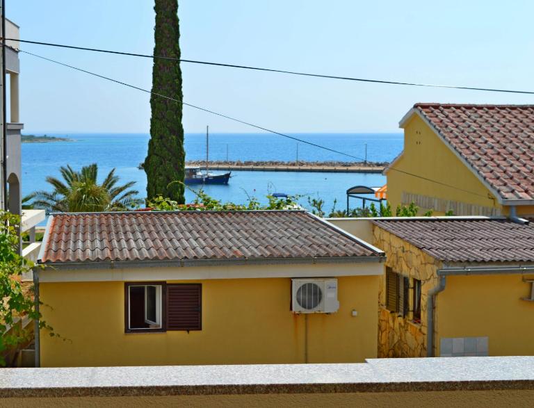 Apartments Mačak - B&B Novalja