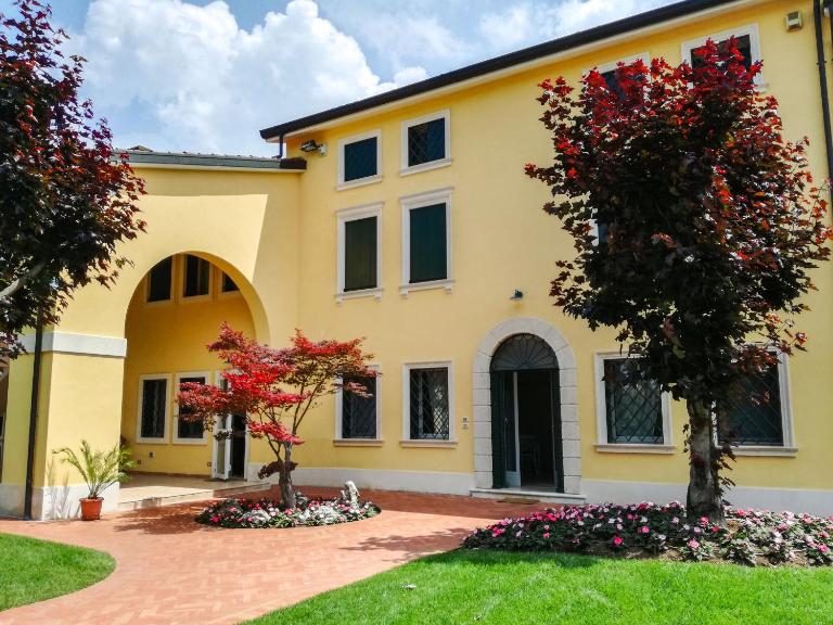 Villa Montenero - B&B Cavalcaselle