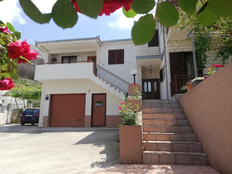 Idea Podstrana - B&B Podstrana