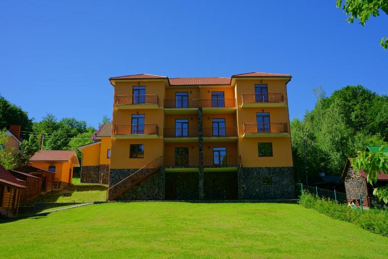 Vovk Gasthaus - B&B Syniak