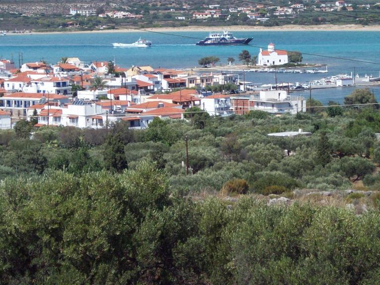 The Captain - B&B Elafónisos
