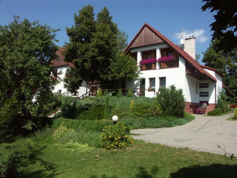Pensjonat Hubertus - B&B Kosewo