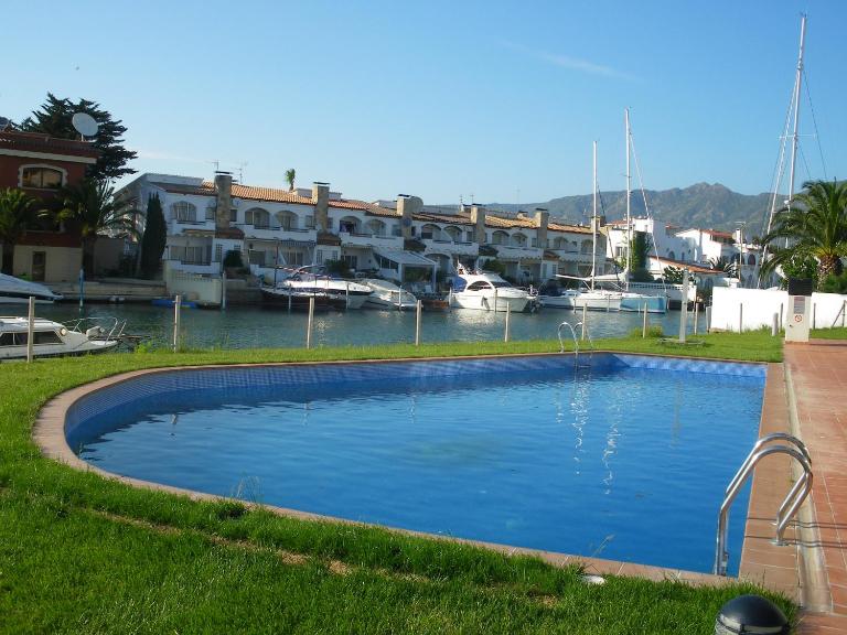 Apartamento al canal - B&B Roses