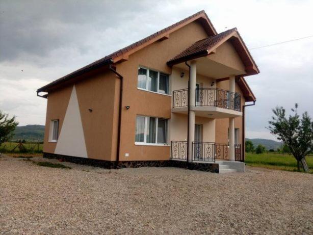 Vila Lorin - Ferienwohnung Cristeștii Ciceului