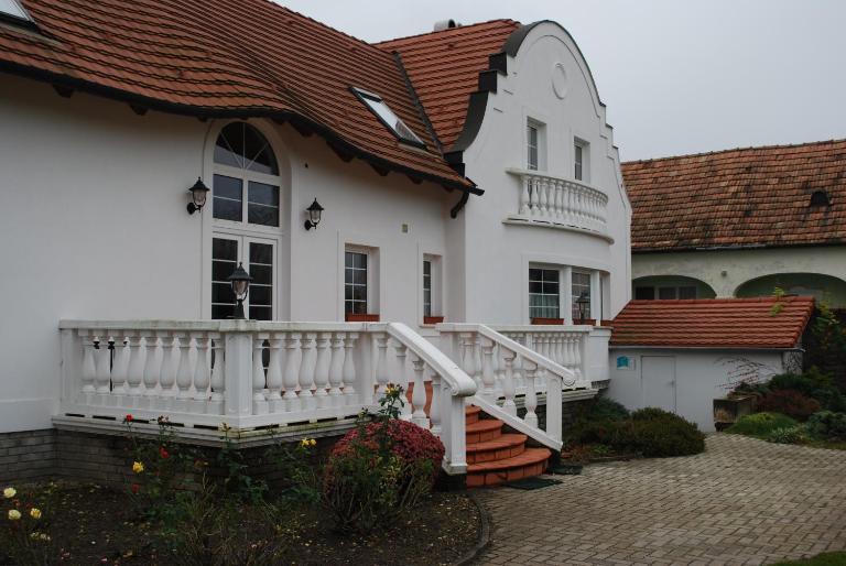 Rozália Vendégház - Ferienwohnung Sarród