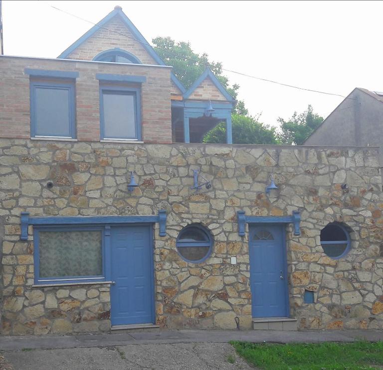 Bástya apartman - B&B Eger
