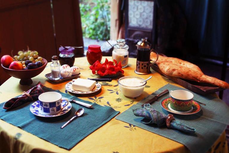 Guesthouse Nora - B&B Ushguli
