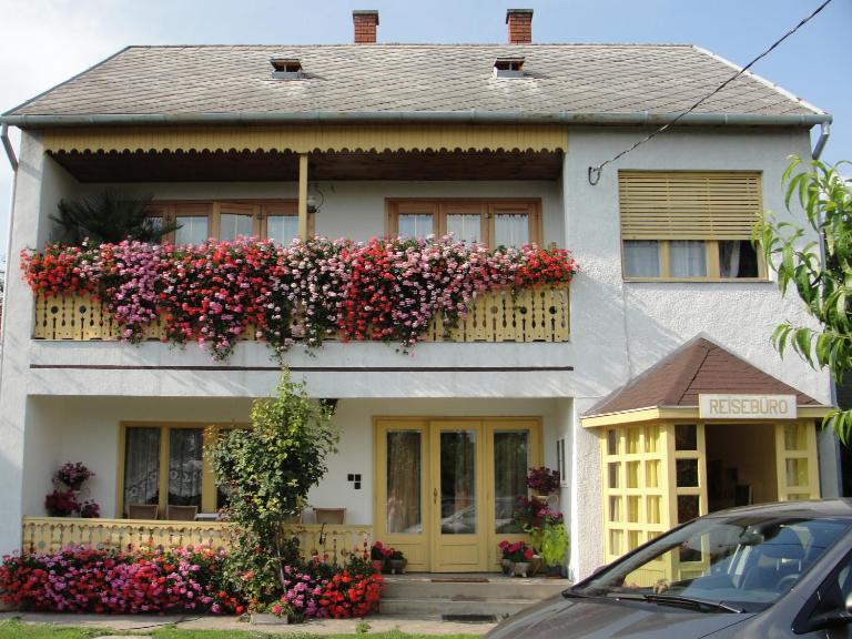 Gerania ház - B&B Vonyarcvashegy