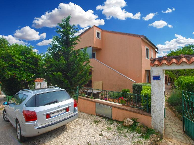 Apartments Davor 1676 - B&B Banjole