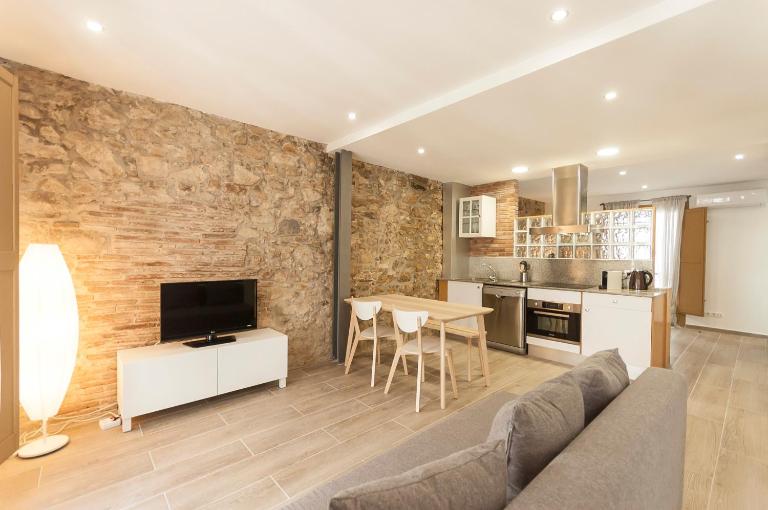 Lets Holidays NICE LOFT IN THE CENTER OF TOSSA - B&B Tossa de Mar