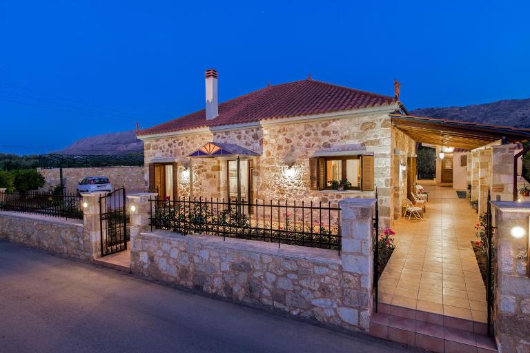 Villa Anerocurù by Chania city - B&B Chania