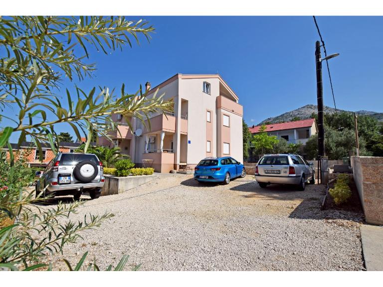 Apartman Branka - Bed and Breakfast Starigrad