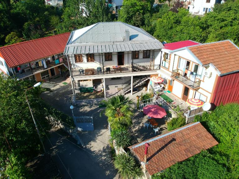 Guest House Nino - Ferienwohnung Makhinjauri