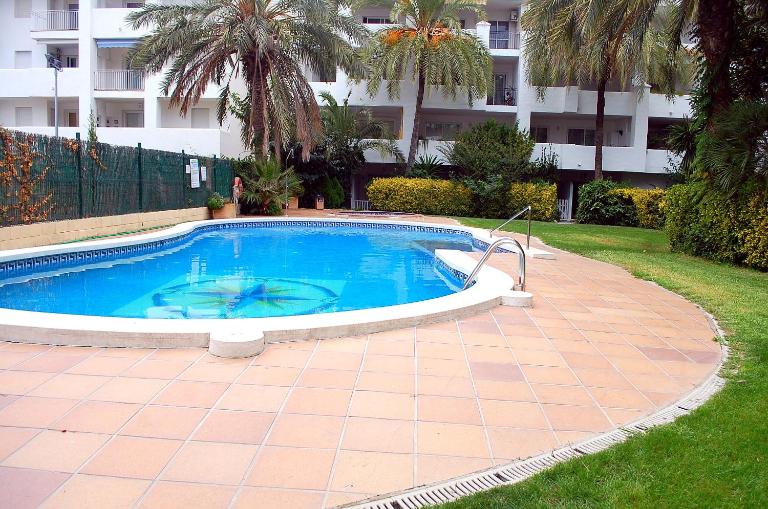 Global Immo 3320 ROYAL MARINE XALOC 3320 - B&B Rosas