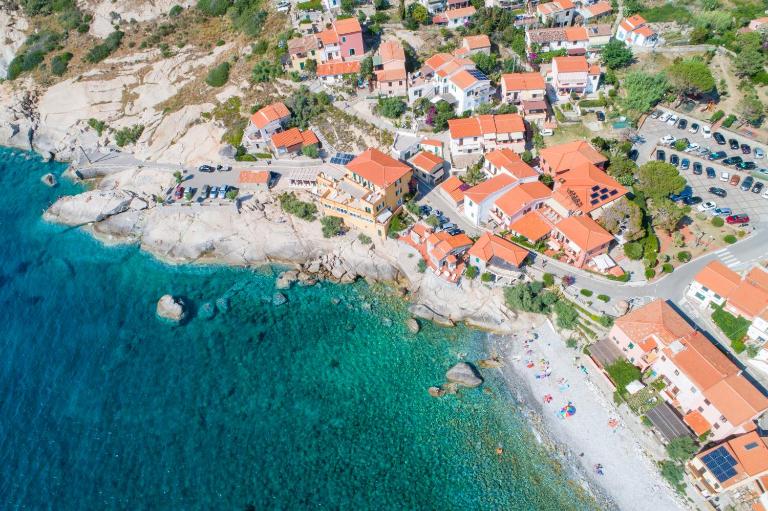 Appartamento Costa del Sole - Bed and Breakfast Pomonte