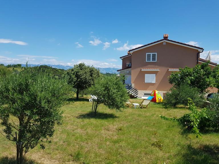 Apartments Mestrovic - B&B Lopar