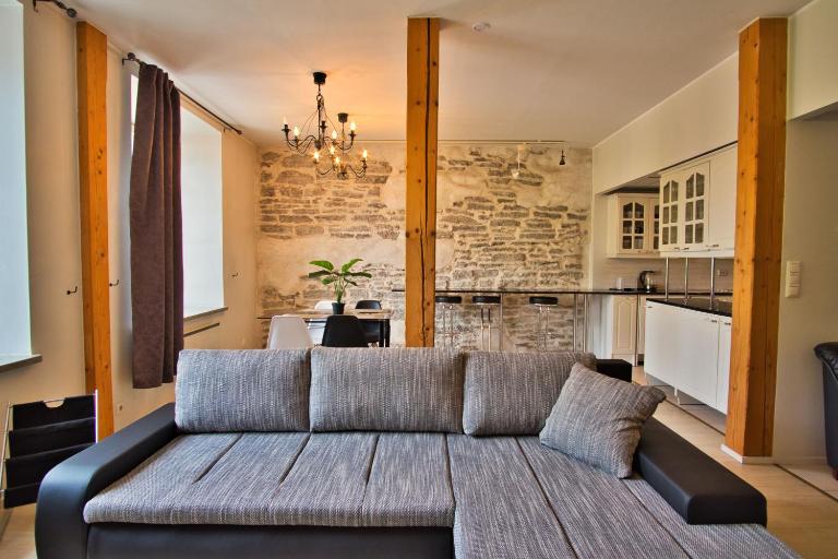 Dream Stay - Old Town Church View Apartment with Sauna - Ferienwohnung Tallinn